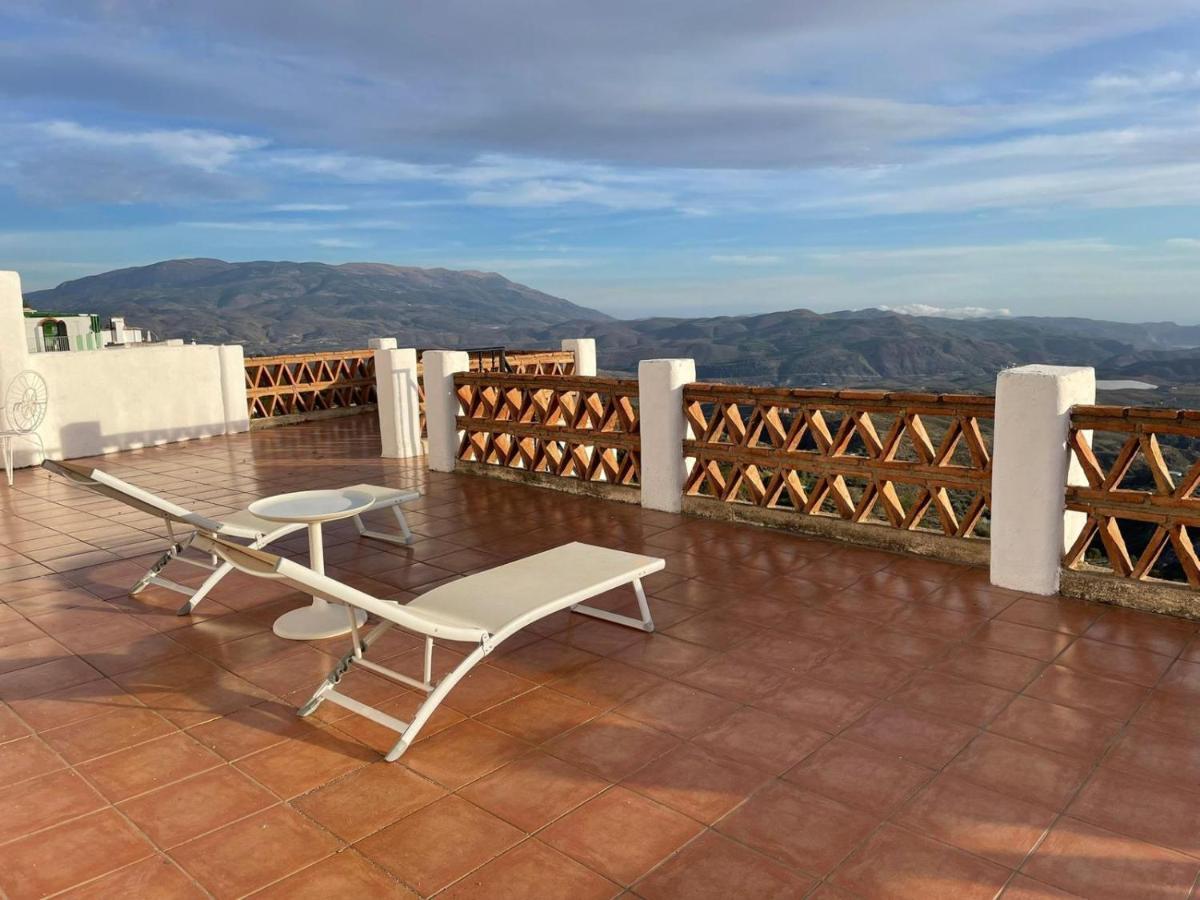 Apartamentos El Cabo Mairena エクステリア 写真
