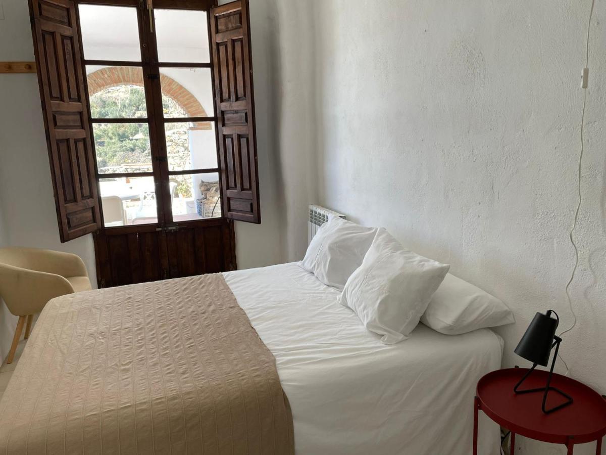 Apartamentos El Cabo Mairena エクステリア 写真